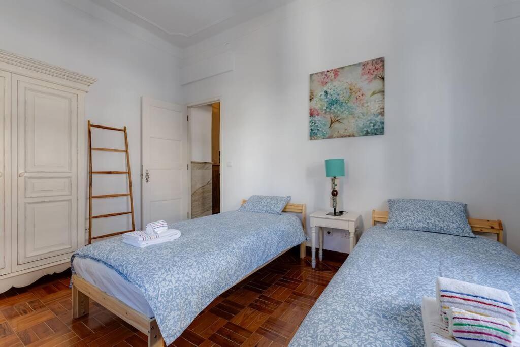 Casa Lotus - Requinte E Bom Gosto Para 6 Pessoas No Coracao De 파로 외부 사진